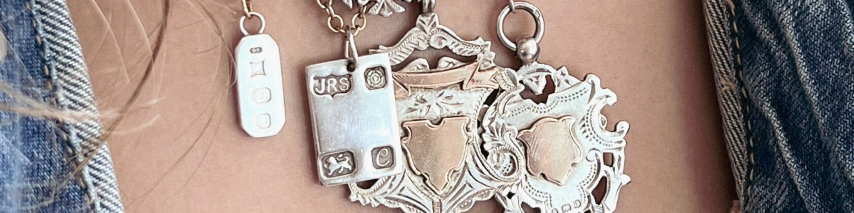 Cupid Locket – hipV Modern Vintage Jewelry