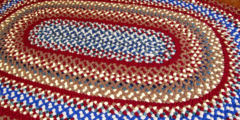 Braided Rugs Classes Supplies Braided Rug Repairs by 