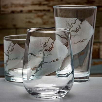 Fly Fishing Engraved Glasses – HullSpeed Designs