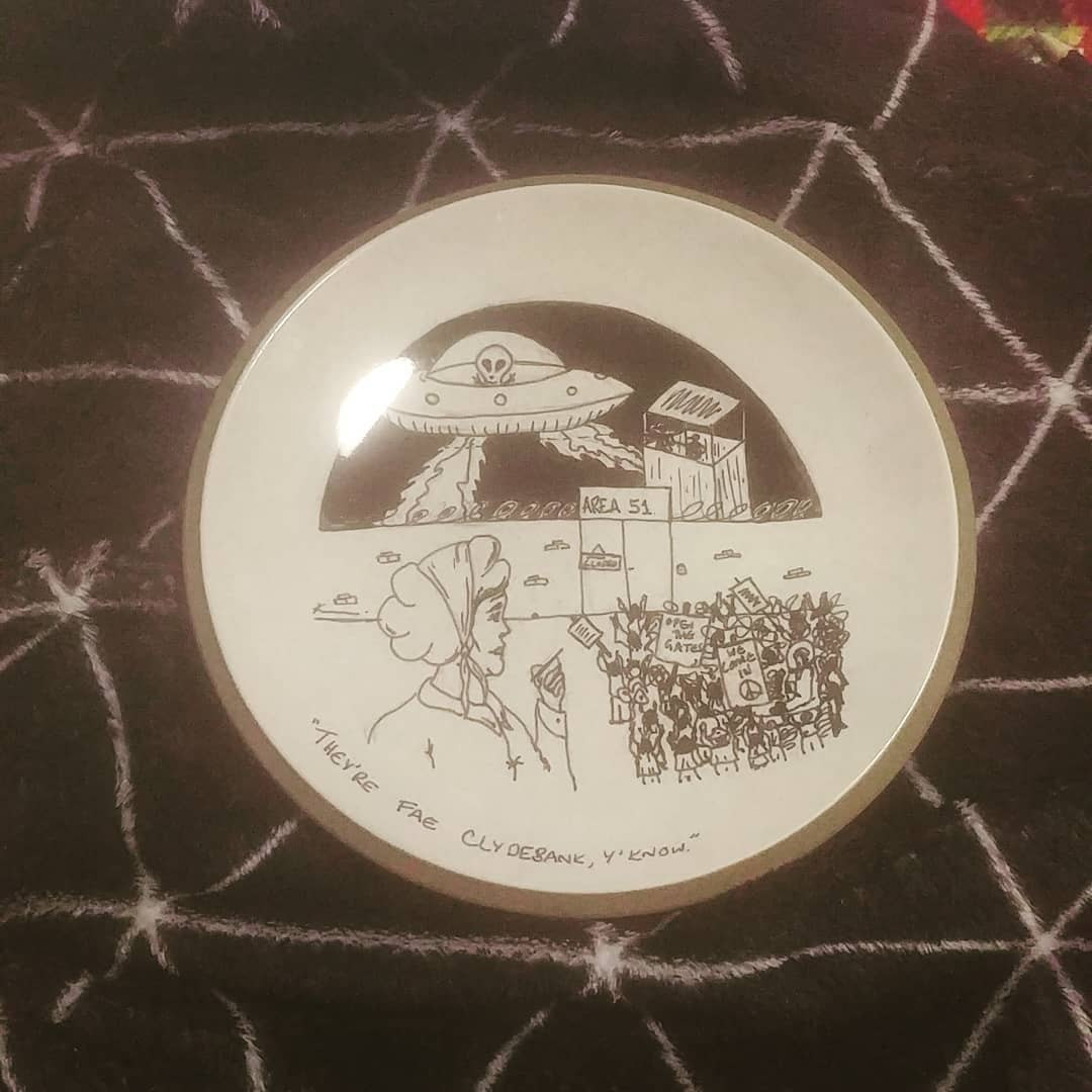 Permanent marker on some v sexy porcelain plates xoxo by PermyOanPorcelain