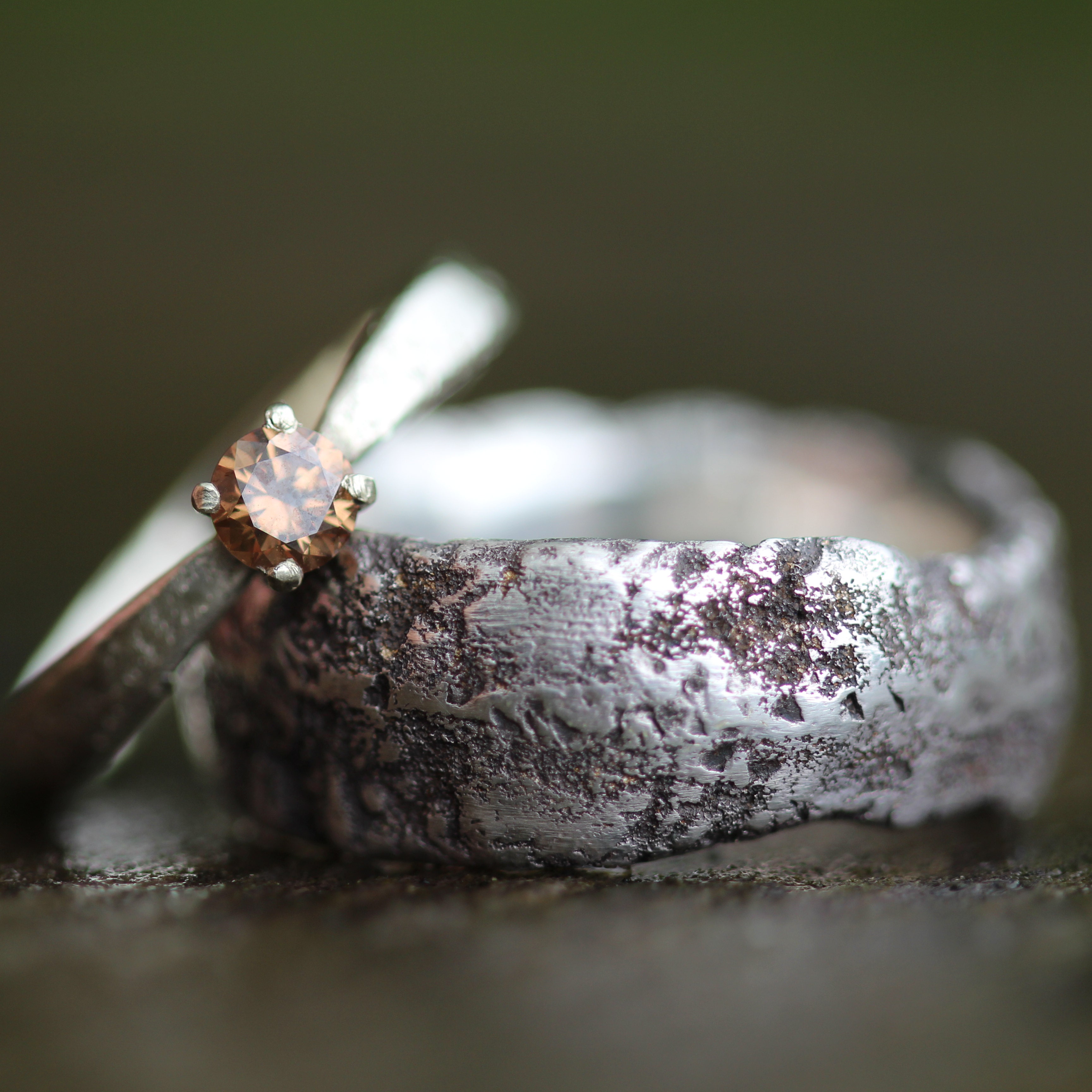 Premium Photo | Rustic Wedding Rings