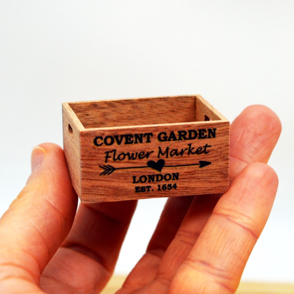 1:12 Scale Wooden Croquet Set Tumdee Dolls House Miniature Toy Garden Accessory 