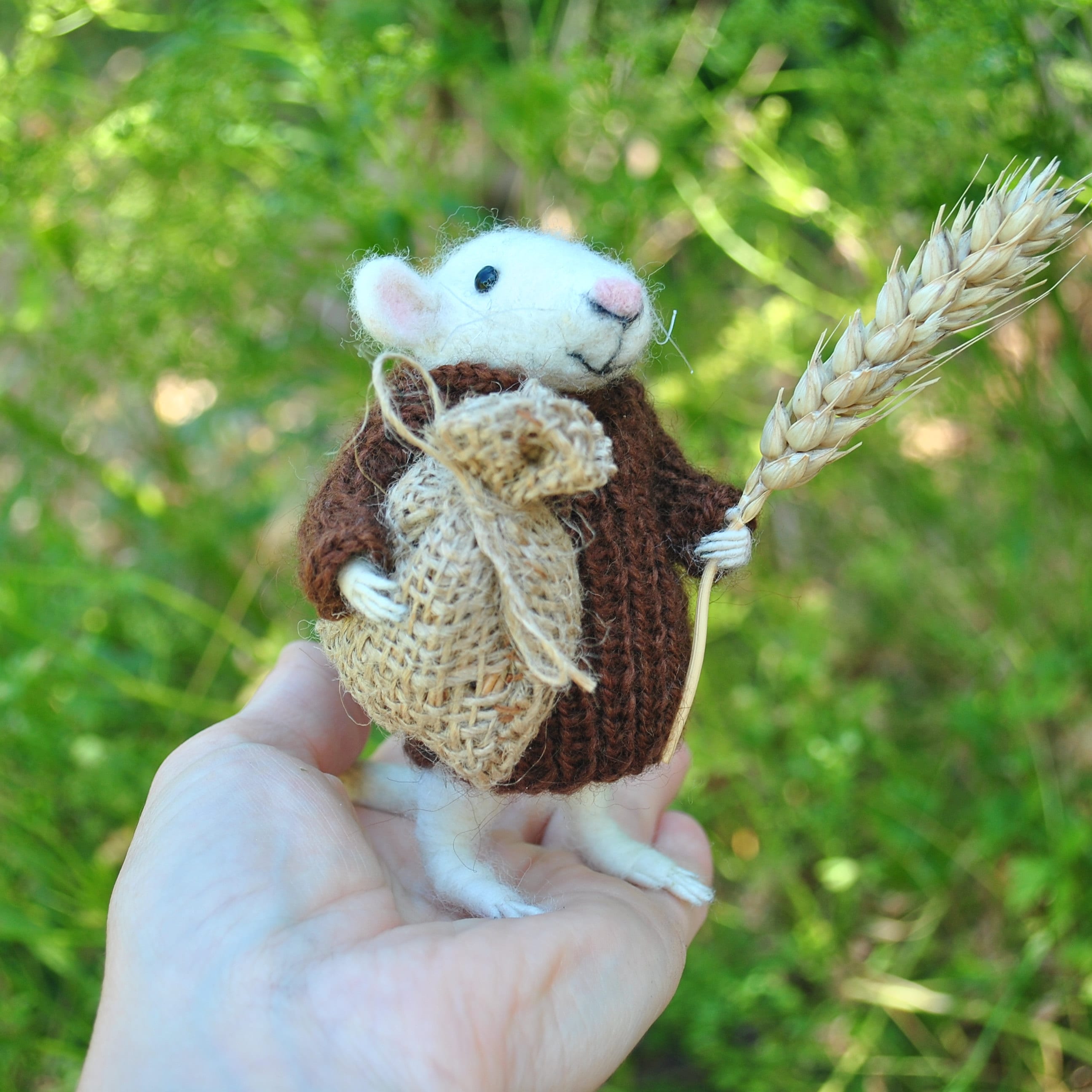 Wool Mouse Needle Felted Mouse Miniature Animal Felt Mouse White Mouse  Needle Felt Mouse Felted Mice Waldorf Animal Toy Cute Felt Mouse 