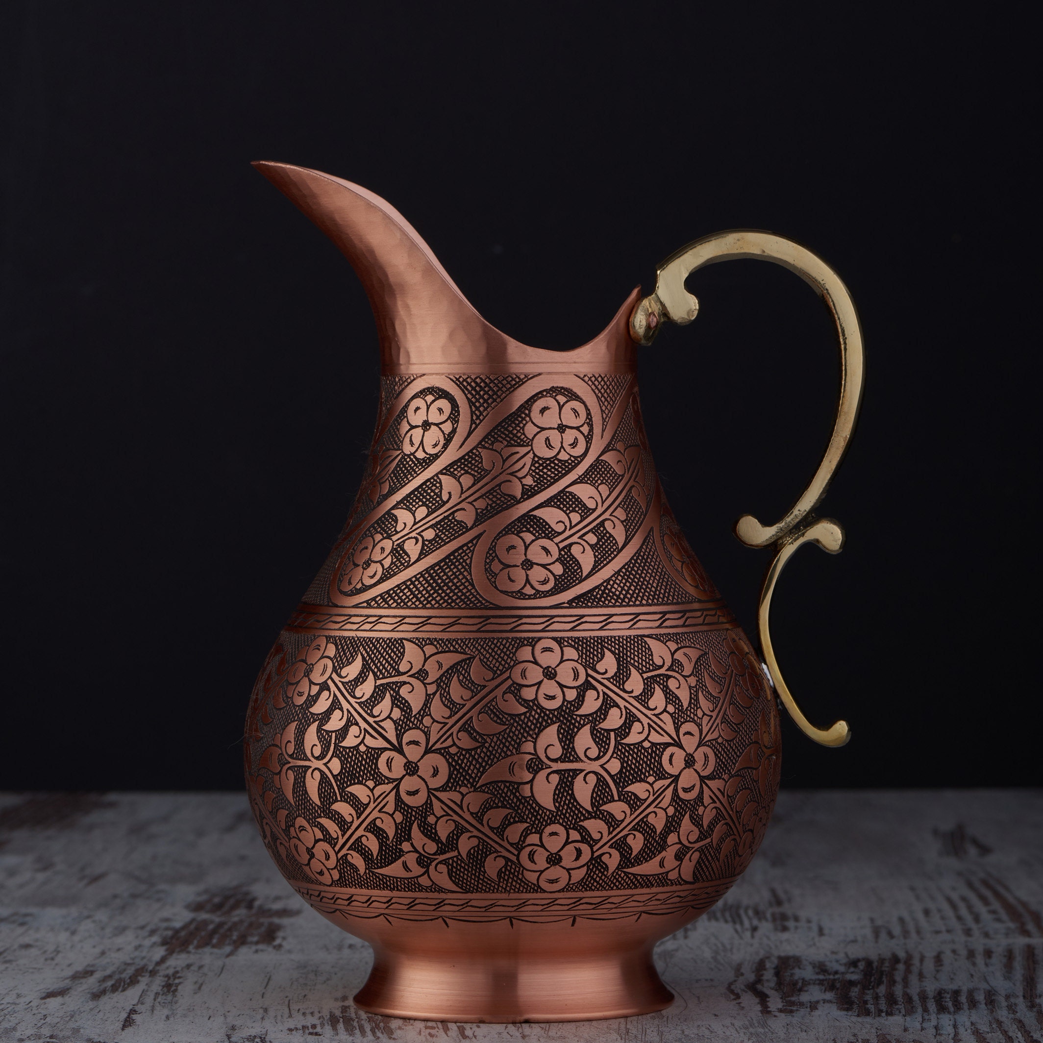 DEMMEX The Pitcher 1mm Solid Copper Handmade Engraved Copper Pitcher Vessel Ayurveda Jug for Drinking Water Moscow Mule Antiqued-Engraved Cocktail 