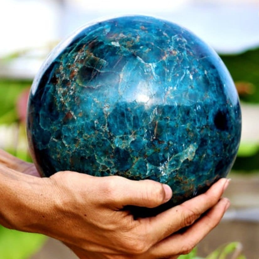 Indian Handicrafts Export 40-50mm Natural Gemstone Pyramid Aura Balancing Reiki Energy Charged Free eBook About Crystals Healing Labradorite