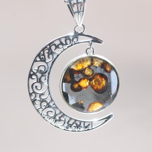 隕石ゲベルカミルペンダント