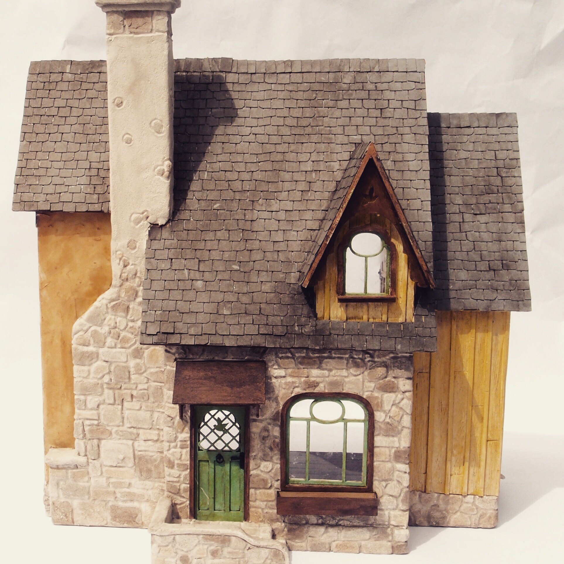 1 24 dollhouse