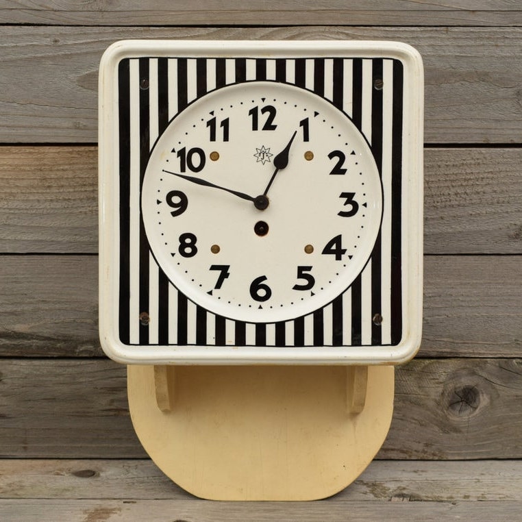 Amerikanischen Runde Wecker Kreative Stille Uhr Retro Europäischen-stil  Schreibtisch Uhr Ornamente Tisch Uhr Für Home Dekoration LD412