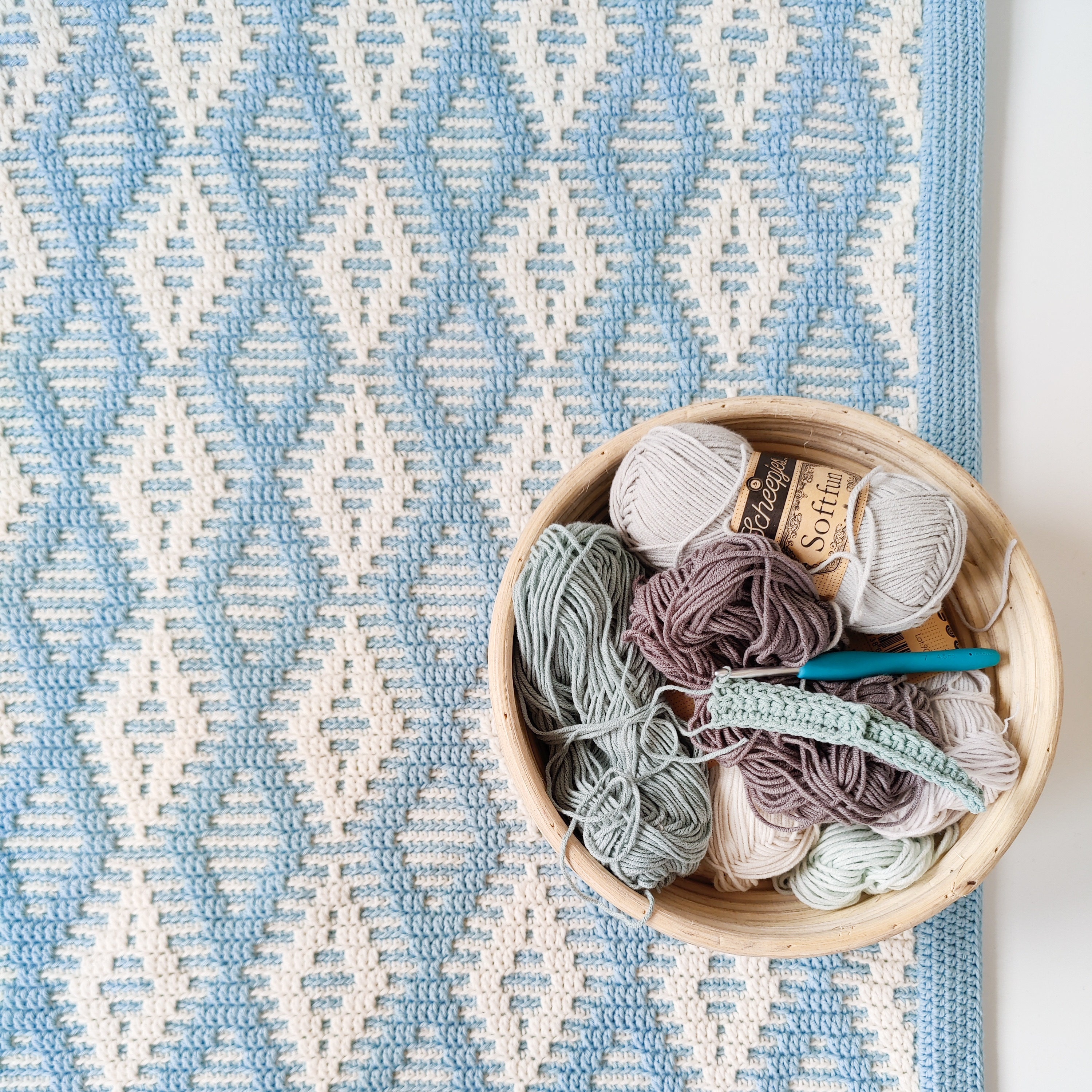 maternity gift, grey cradle blanket blanket wrapper white blue Crochet baby blanket cot blanket stroller blanket