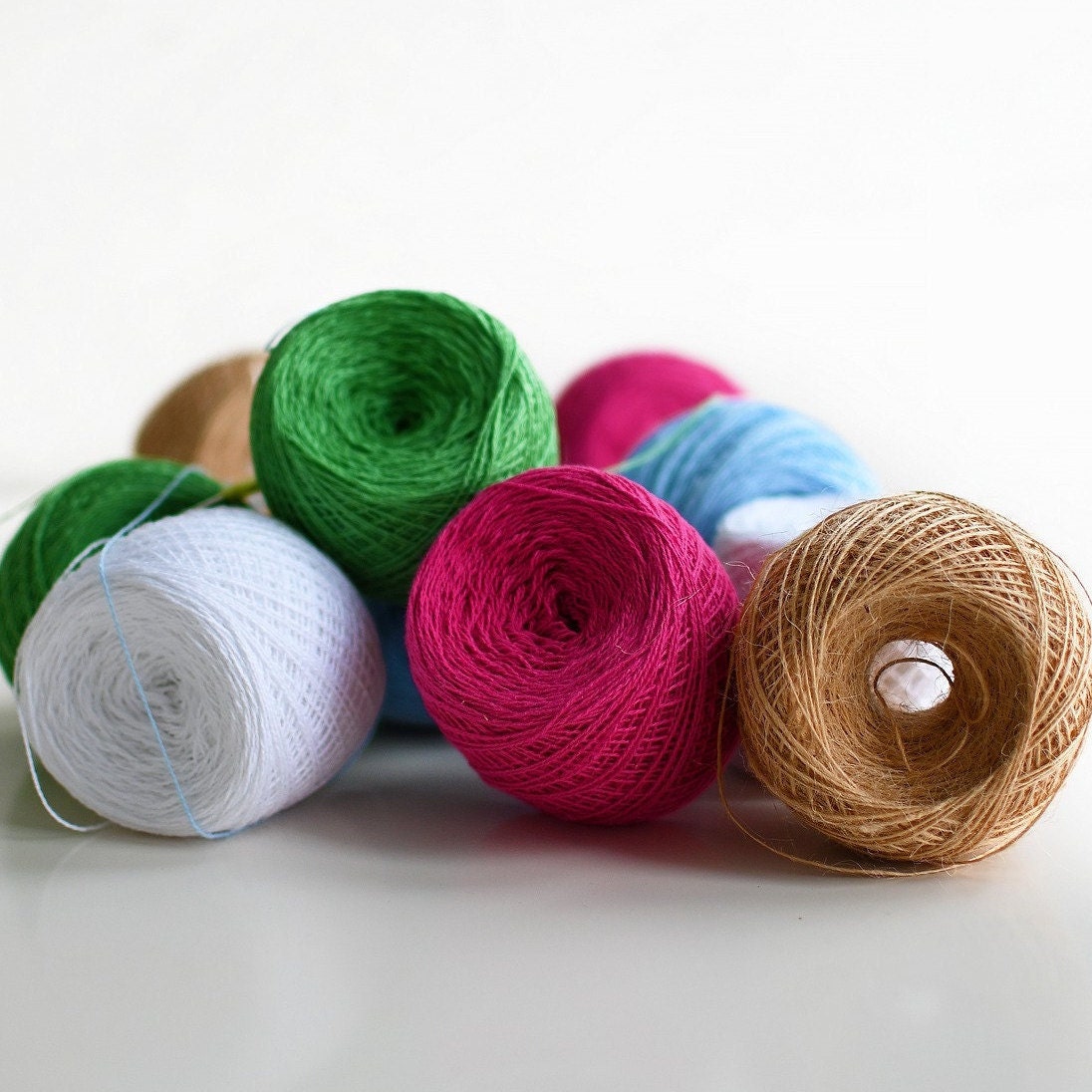 Yarnart Dolce Yarn by Yarnart Soft Chenille Velvet Super Bulky Yarn Blanket Amigurumi Crochet Yarn 100 Gram (3.53 oz) 131 Yards (791)