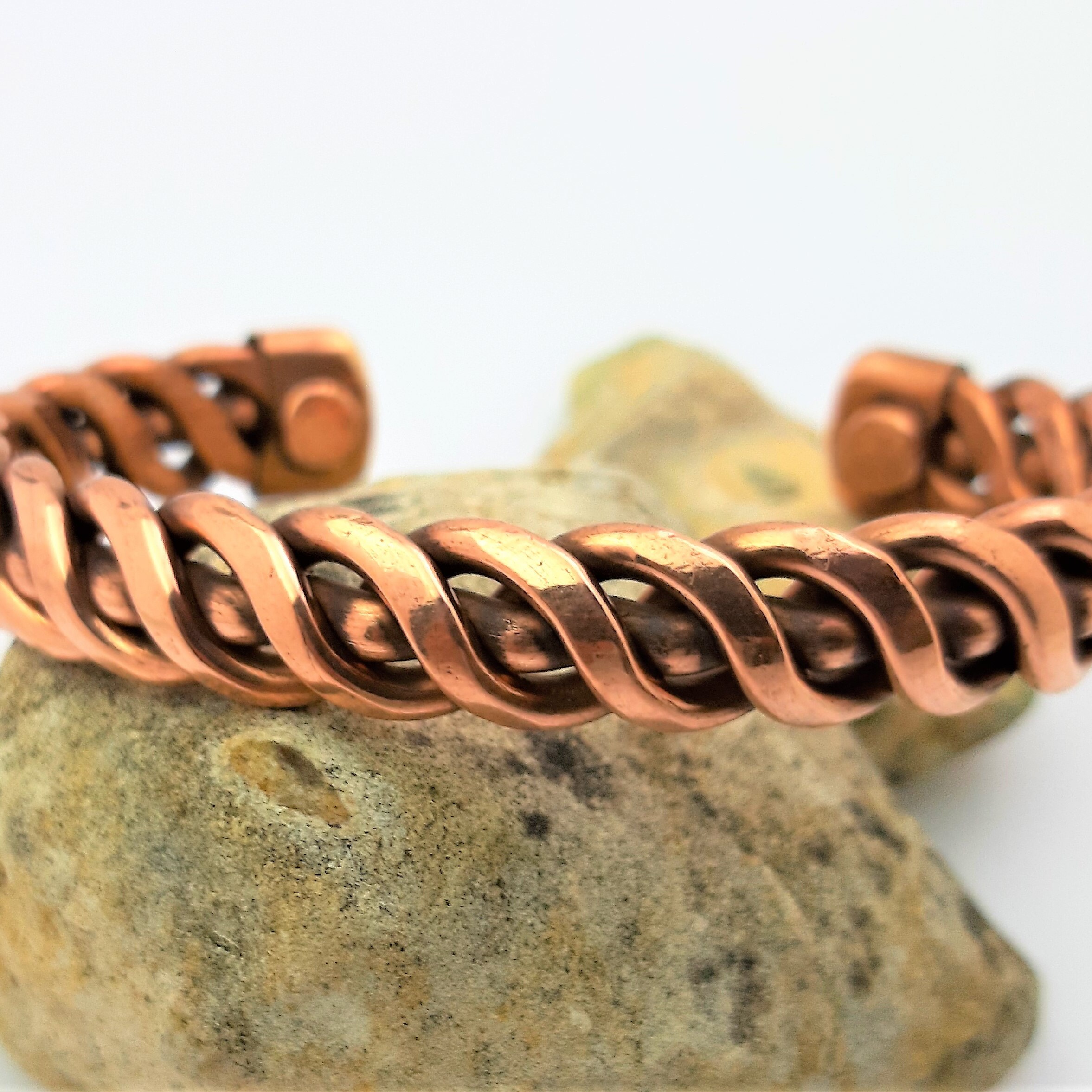 Copper 2024 magnetic necklace