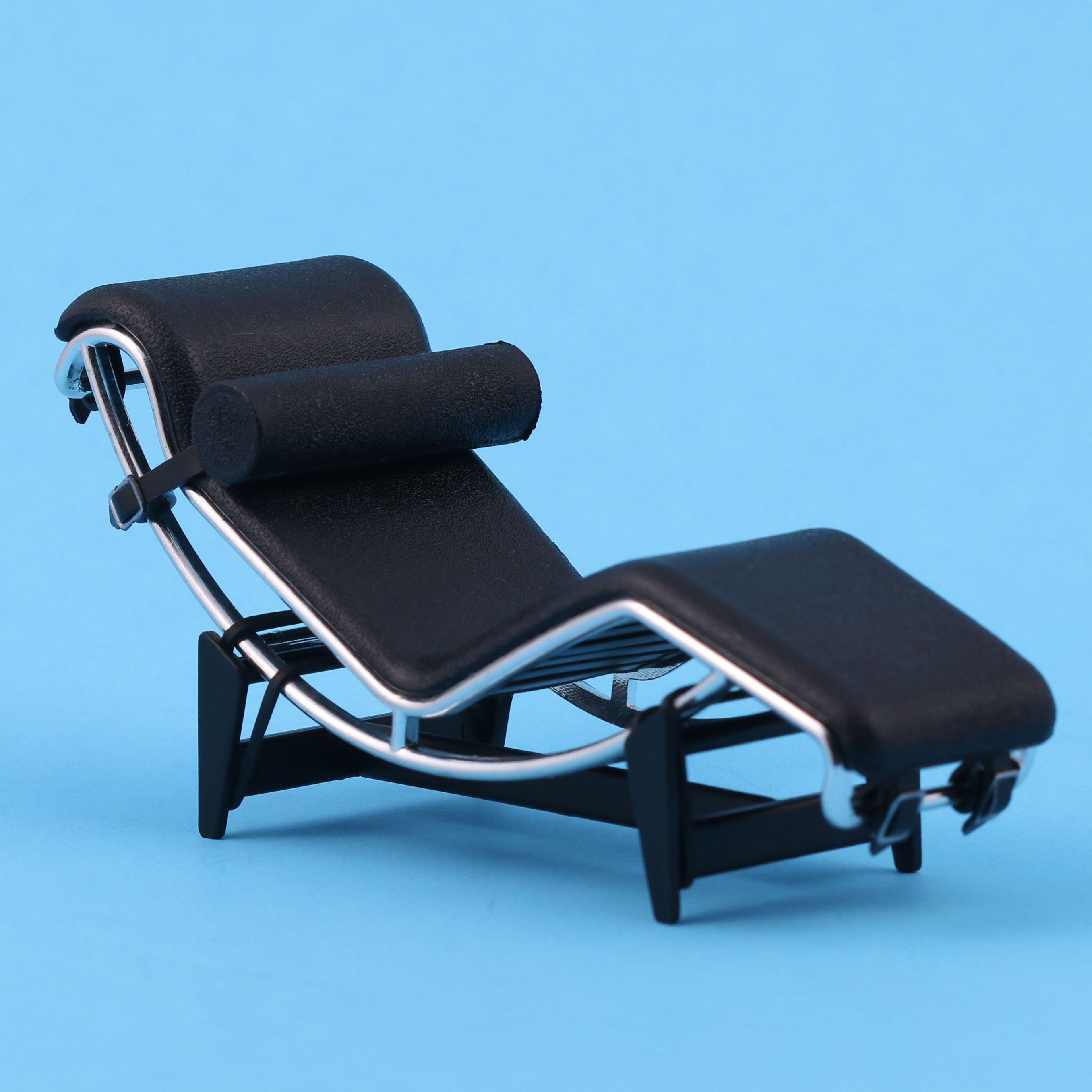 1:12 & 1:6 Scale Unique and Realistic Miniatures by MiniMonday3