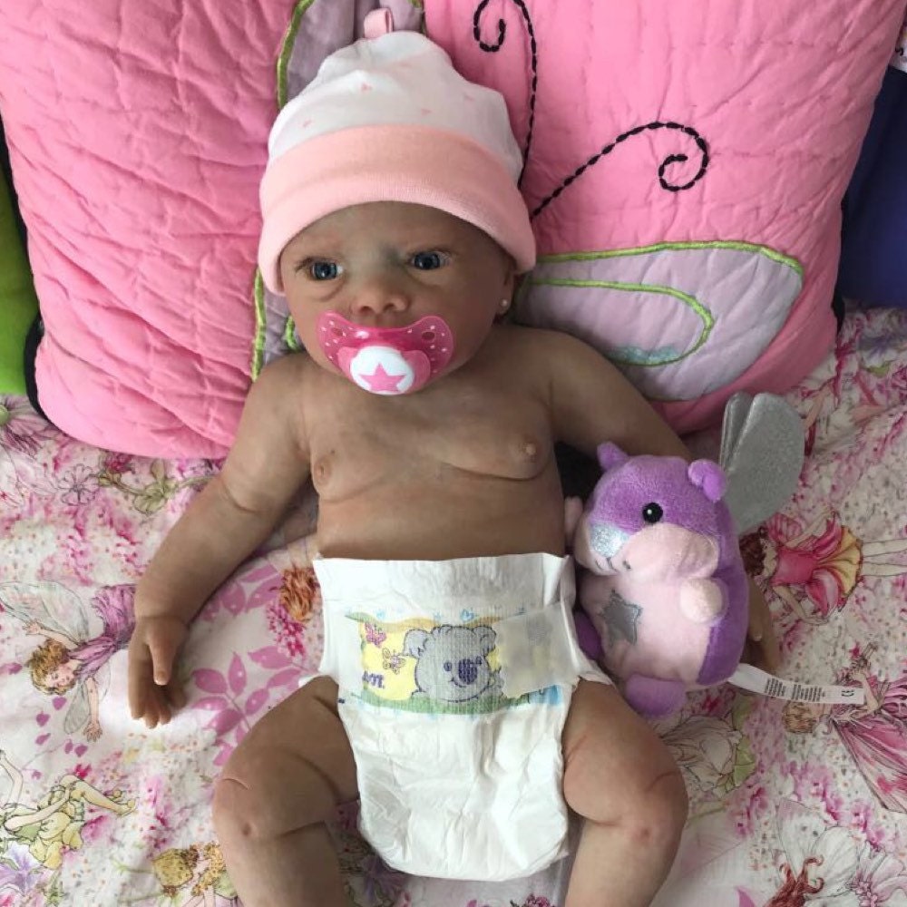 Boneca Bebê Reborn Realista Menino Recém Nascido Pagão Azul - ShopJJ -  Brinquedos, Bebe Reborn e Utilidades