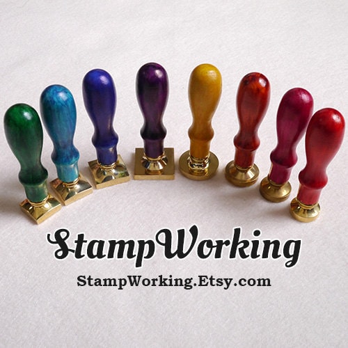 Standard Glue Gun  Works with ~1.1cm / 0.4 diameter Sealing wax