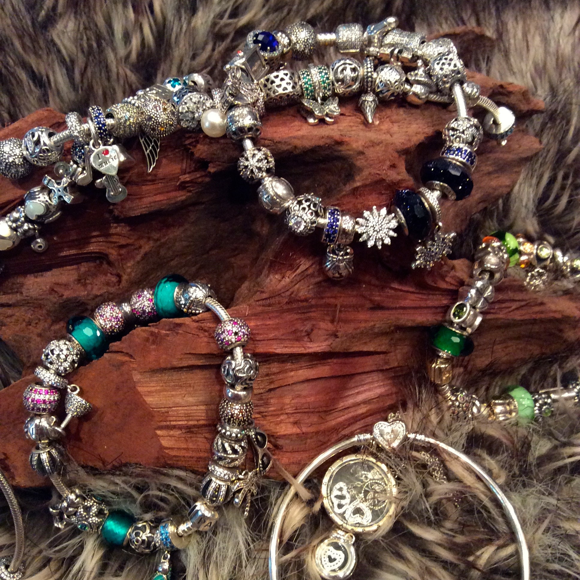 Pandora dragonfly shop meadow charm