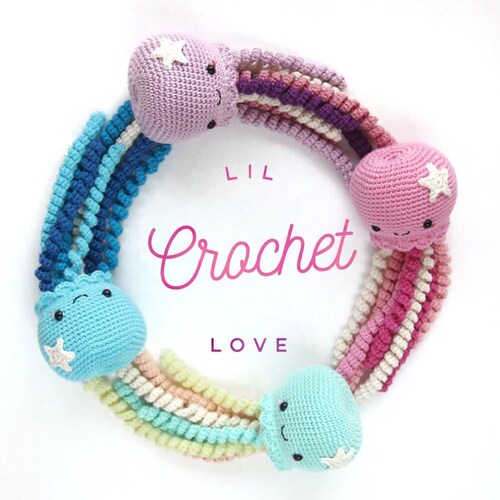 LilCrochetLove store logo