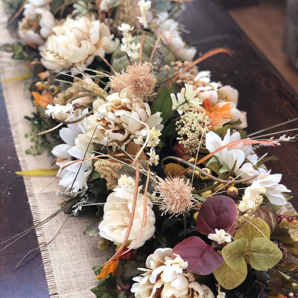 Hydrangeas Spring Summer garland Floral runner Gray blue coral garland Lush floral garland Silk floral decor Floral swag Hydrangeas Spring Summer garland Floral runner Gray blue coral garland Lush floral garland Silk floral decor Floral swag