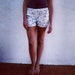 Propriétaire de <a href='https://www.etsy.com/fr/shop/NinesYogaShorts?ref=l2-about-shopname' class='wt-text-link'>NinesYogaShorts</a>