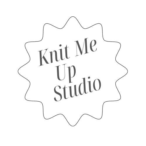 KnitMeUpStudio store logo