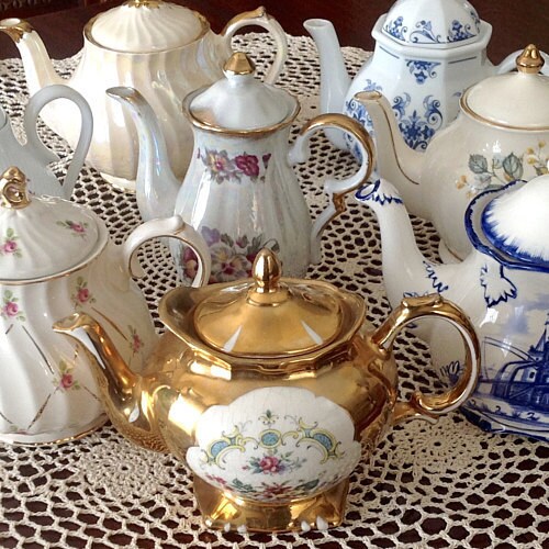 5 piece place setting London Prague pattern by Jeff Banks England Churchill fine porcelain dinnerware Ports of Call series