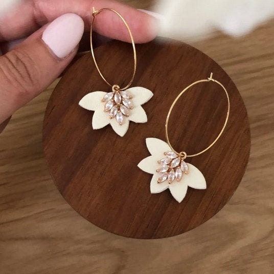 AMALIA rose gold earrings, floral jewelry, pastel summer jewelry | wedding  outfit earrings | Customizable gift