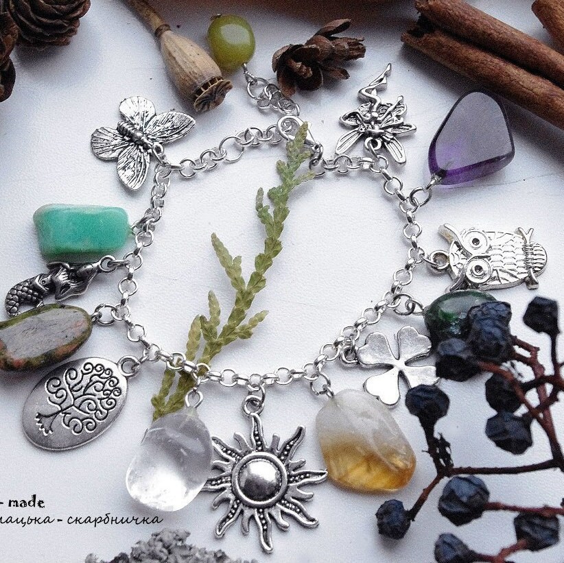 Magical witches jewelry with real herbs and by WhiteNaturalWitch