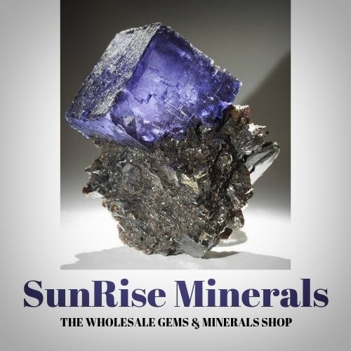 SunriseMinerals store logo
