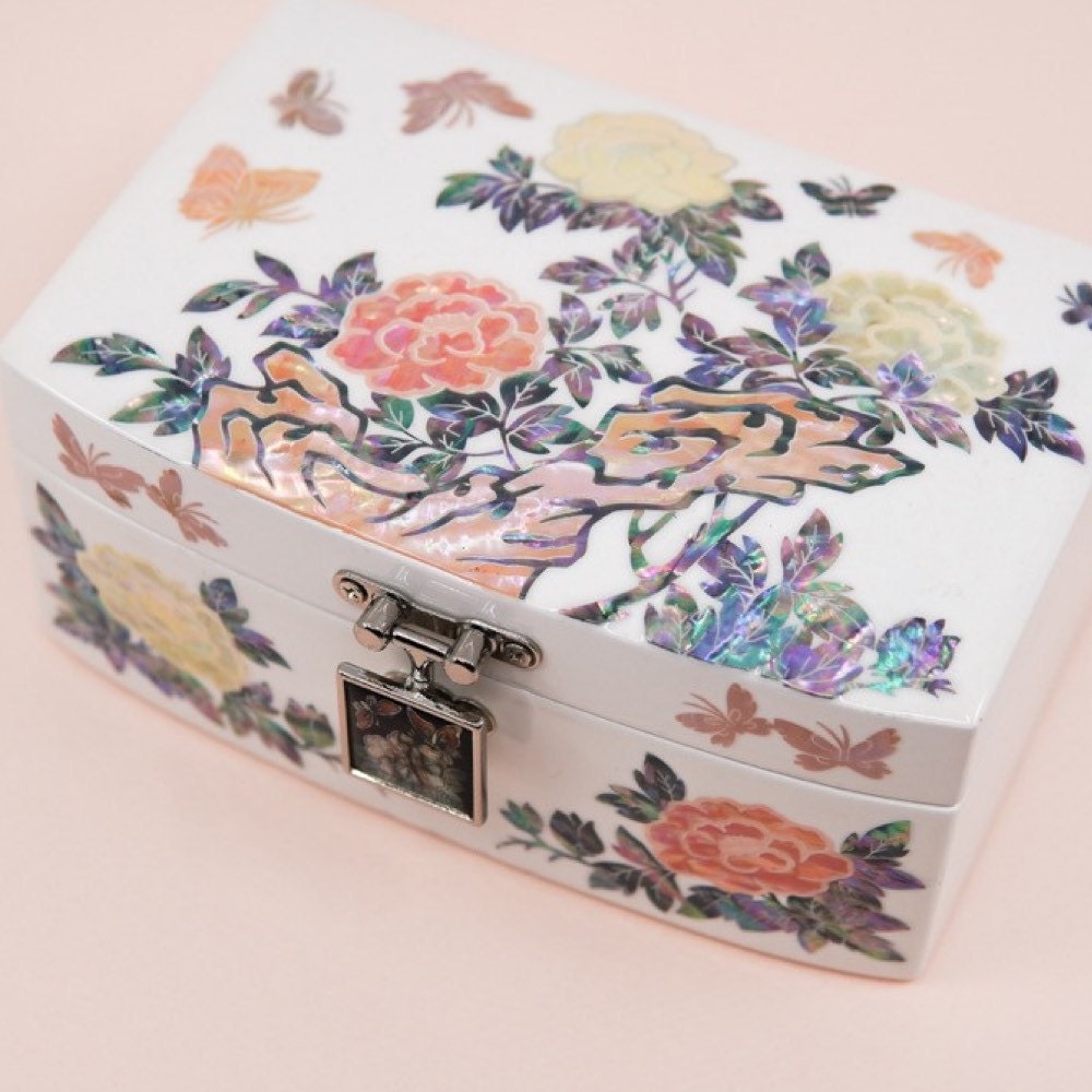 Mother of pearl nacre handmade jewelry boxes by ArtisanKR on Etsy