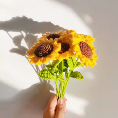 LilyshandmadeStore store logo