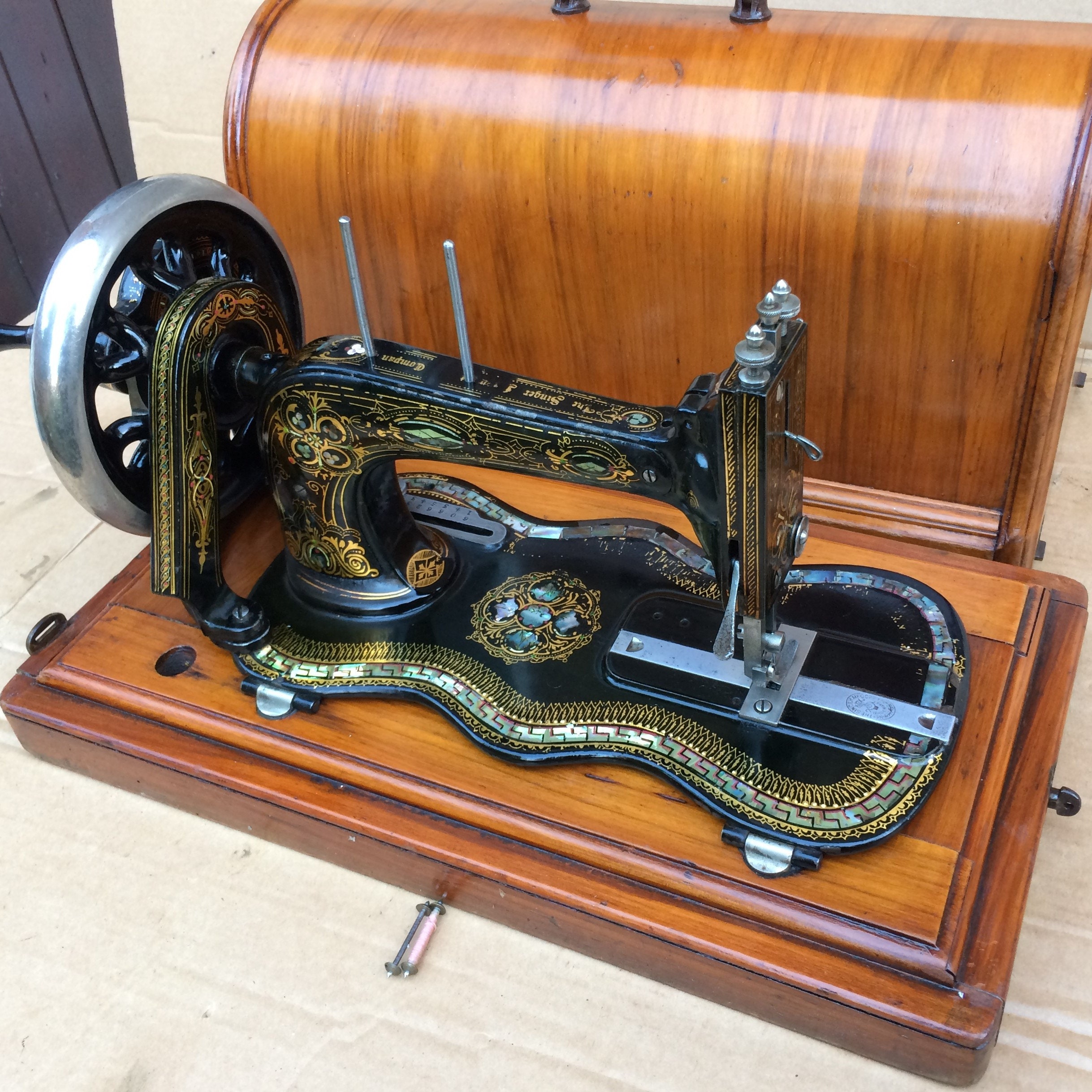 SINGER Sewing Machine Tiger Wood Bentwood Carrying Case for 15 15-91 201  201-2 66 316 Restored by 3FTERS 