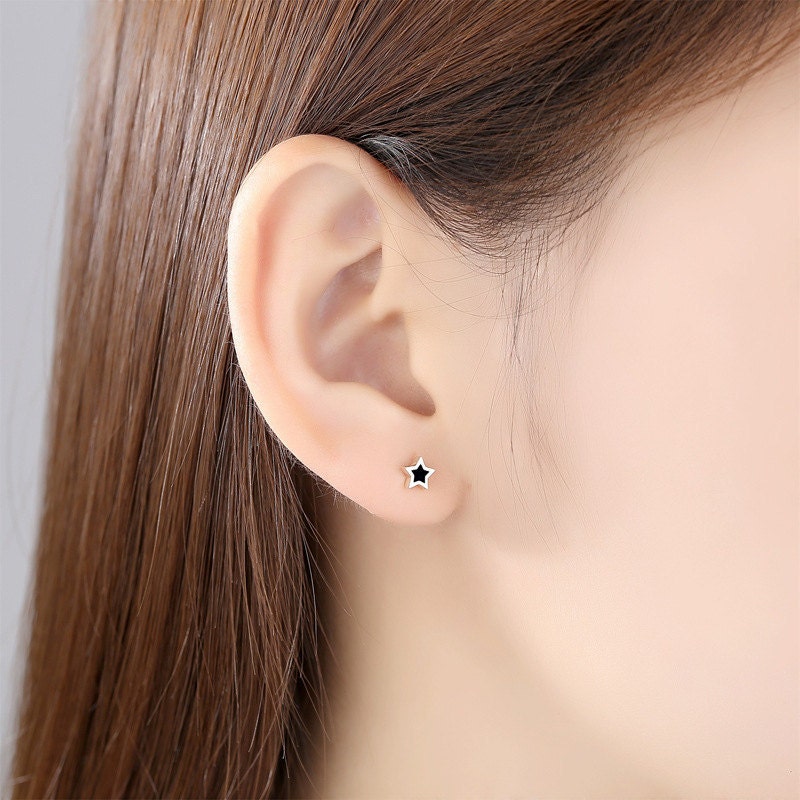 Solid .925 Sterling Silver Polished Bow Post Earrings 6x9mm Solid .925 Sterling Silver Polished Bow Post Earrings 6x9mm