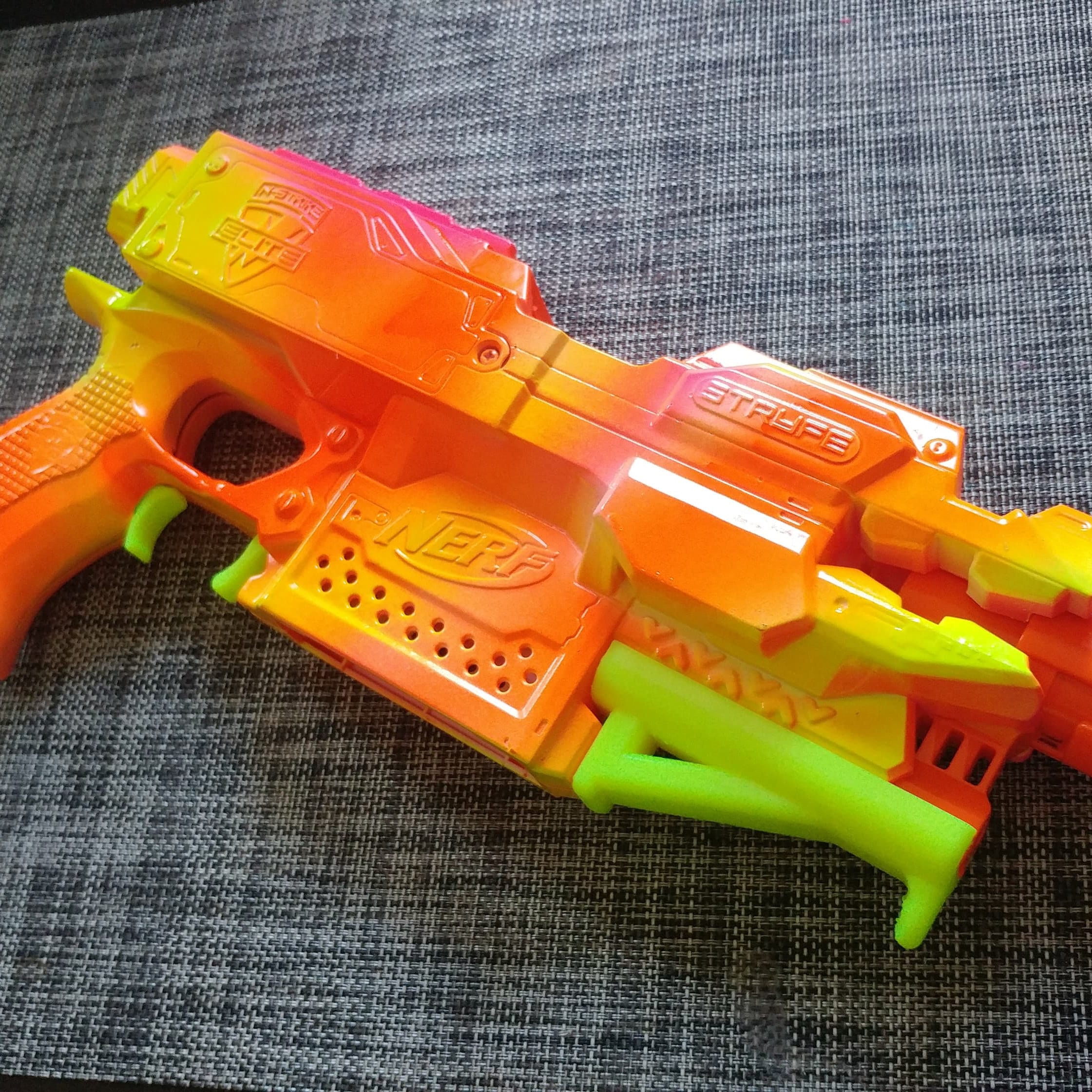 First Review:: Nerf BATTLESCOUT (Modulus Blaster w/ Camera) 