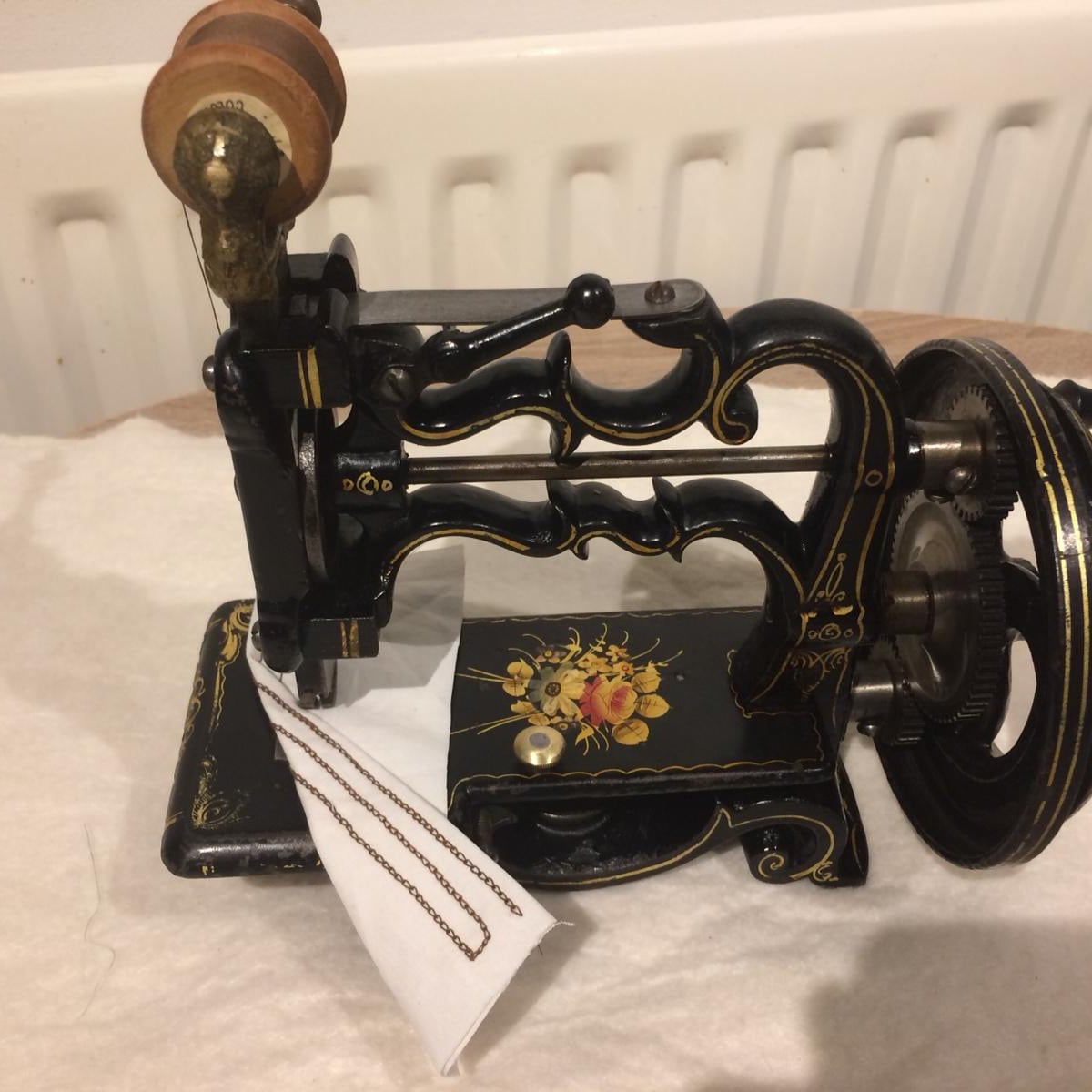 Stained Glass Lamp Made of an Old Singer Sewing Machine 