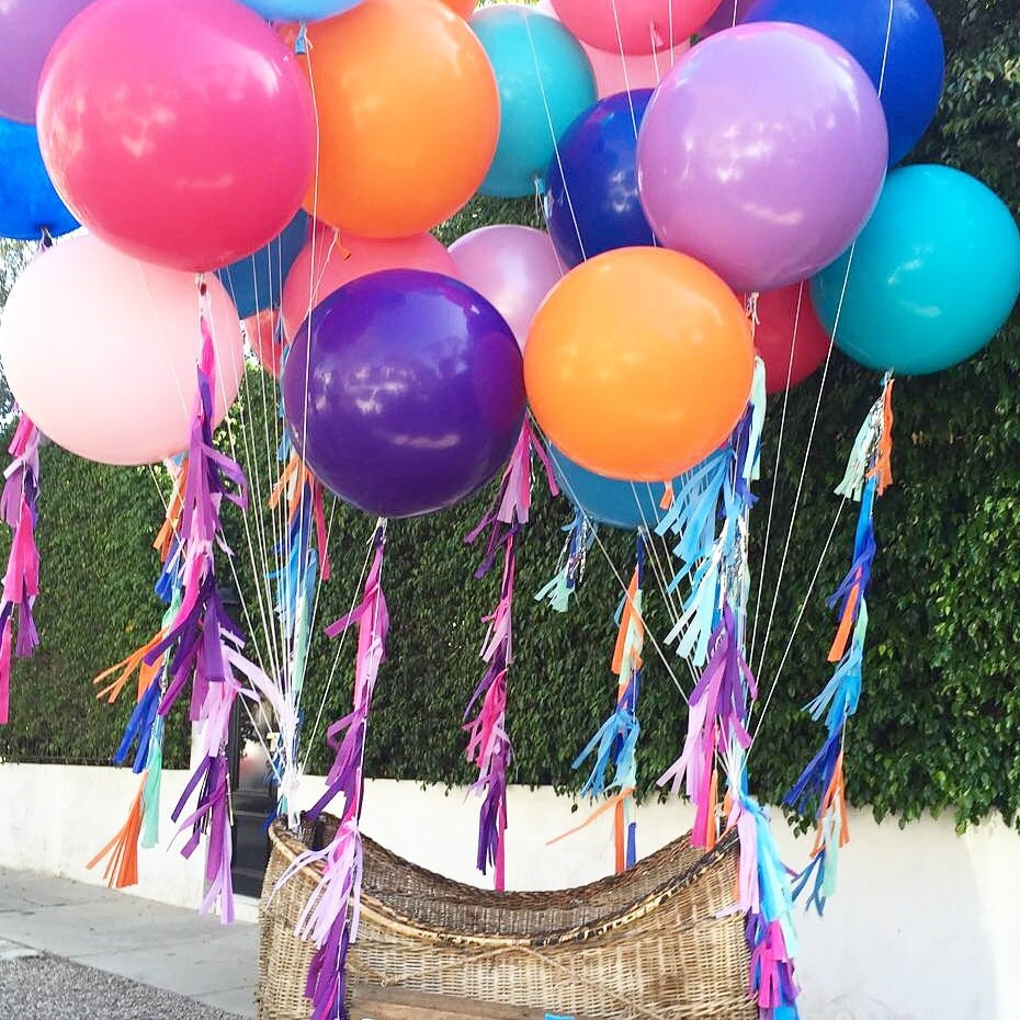 Colored party balloon tied with string 22069332 PNG