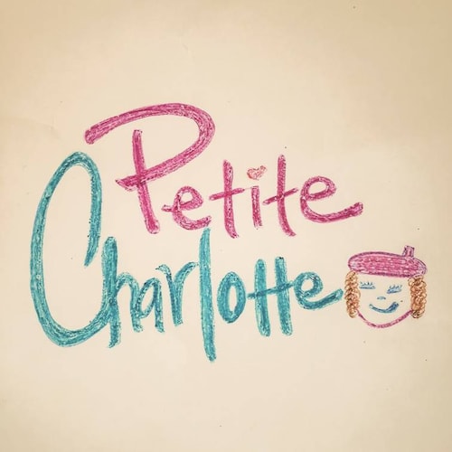 Lot bandeau barrette chouchou Charlotte aux fraises© - Petit Studio