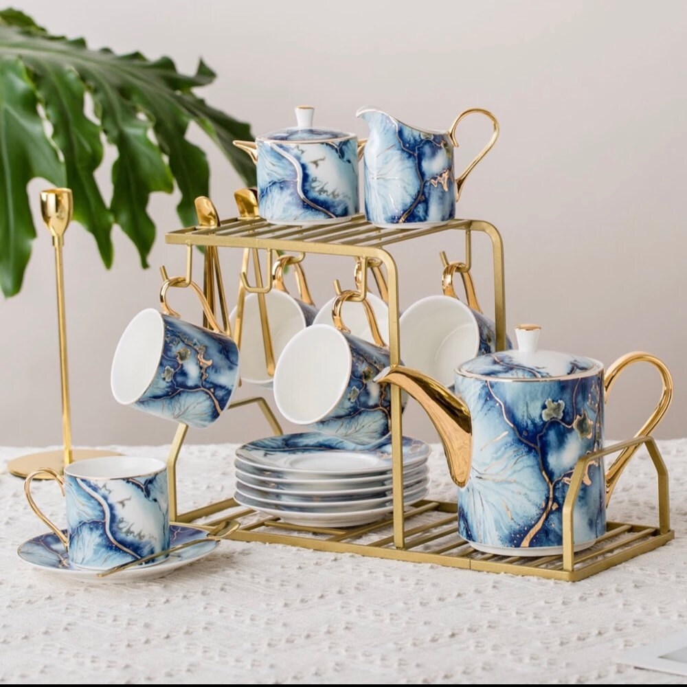 Grace\u2019s Teaware Fine Porcelain Rooster Hen Sugar and Creamer Set