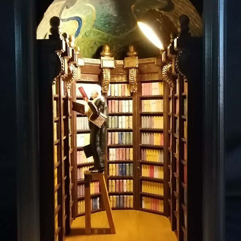Lotr book nook fantasy diorama character Gandalf Balrog Mini - Inspire  Uplift