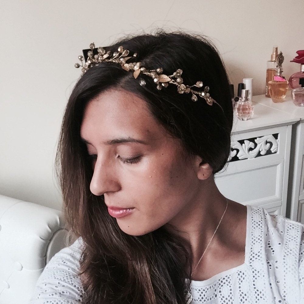Handmade unique hair pieces and jewellery. by Lovefleuryou