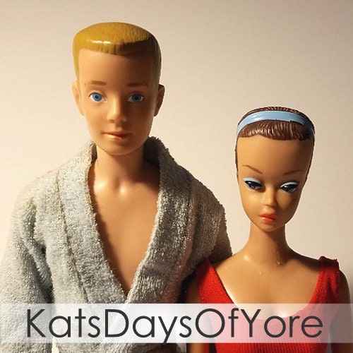 Dolls - Winter Rhapsody Barbie - 1996 Avon Exclusive Special Dolls - Winter Rhapsody Barbie - 1996 Avon Exclusive Special