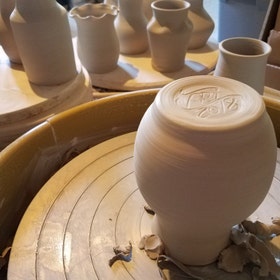 potterychicktori Etsy