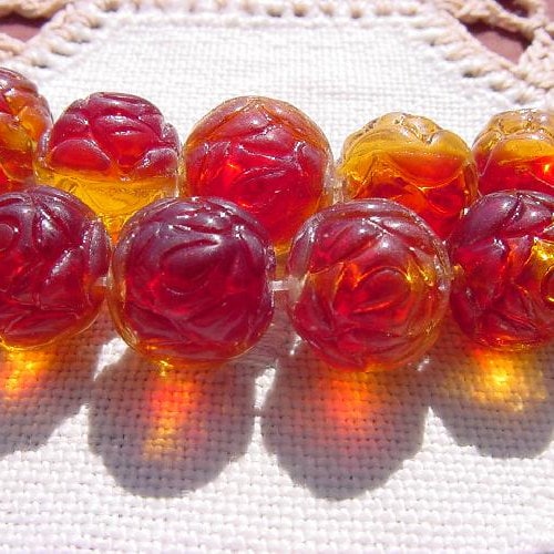 Ebony Golden Glitter Fluted Vintage Lucite Tire Beads