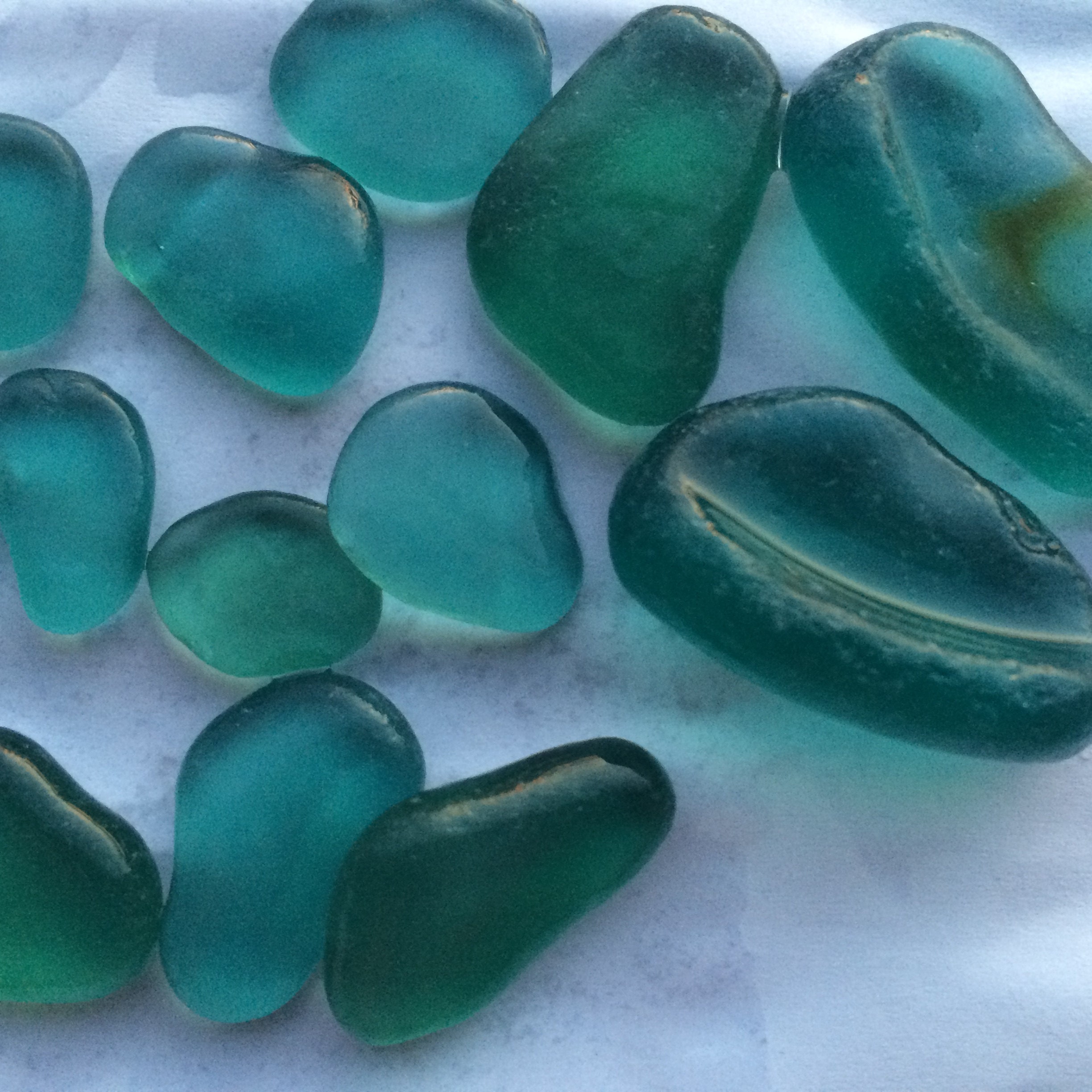 10-16mm 0.4-0.6 green sea glass bulk sea glass green jewelry gems jewelry supply jewelry making stones green collage glass picture stones 10-16mm 0.4-0.6 green sea glass bulk sea glass green jewelry gems jewelry supply jewelry making stones green collage glass picture stones