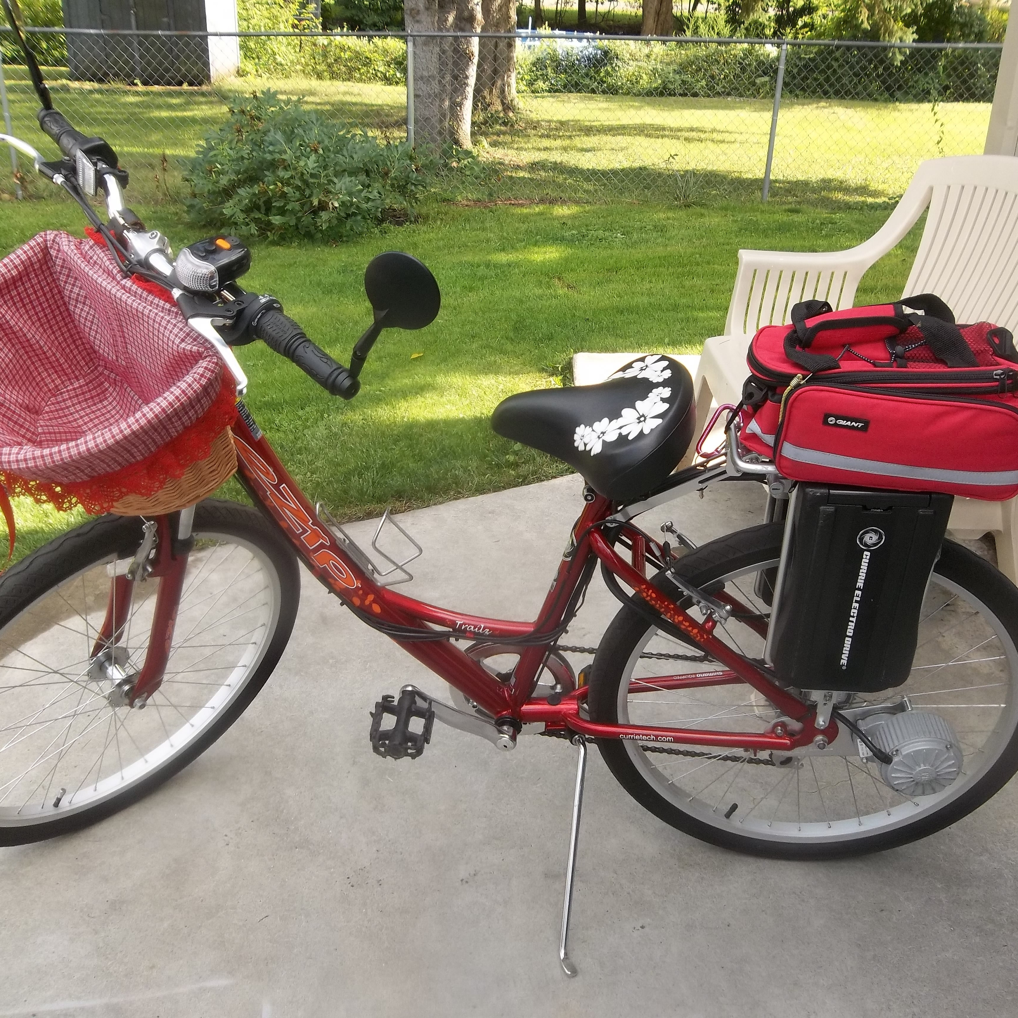 Schwarzes Bandana Muster Fahrrad oder Fahrrad Sitzbezug waschbar