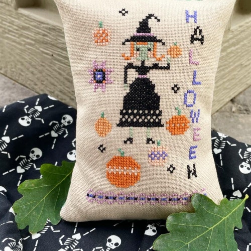 Salt & Pepper Stitching by emilycall on Etsy