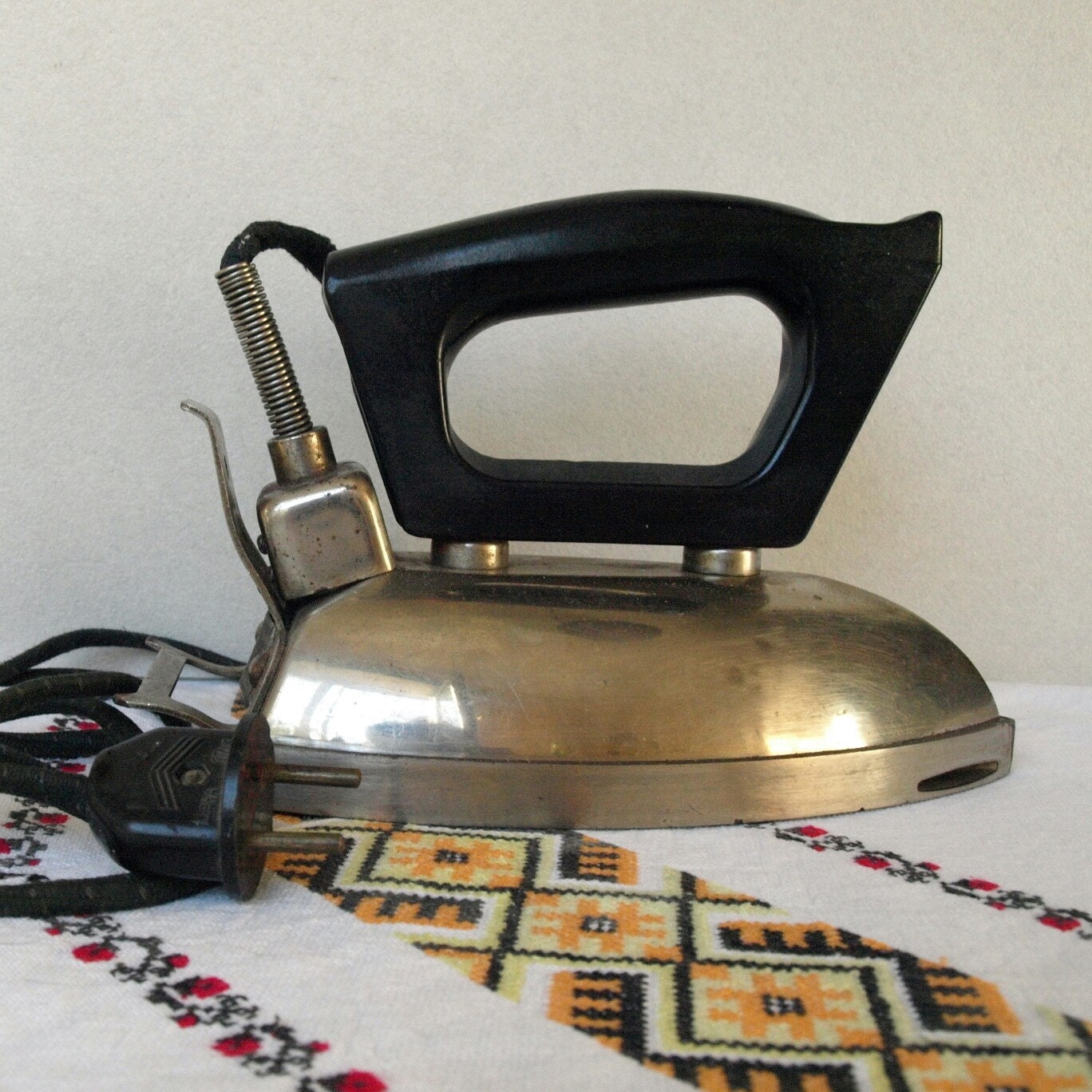 Heavy electric irons Vintage flatiron Clothes iron Sad iron Etsy