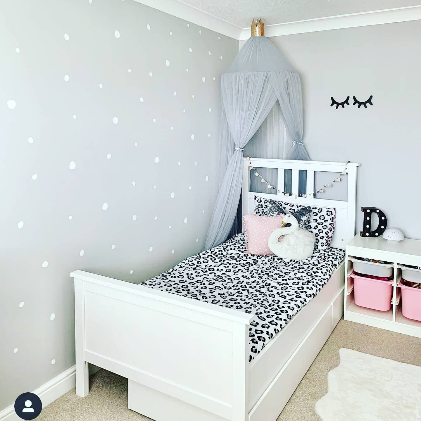 Confetti /& triangle children/'s bedroom complete decor pack nursery wall stickers wall decals removable stickers Pack of wall stickers