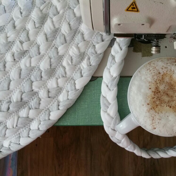 pastel and natural braided rug using pistachio lavender