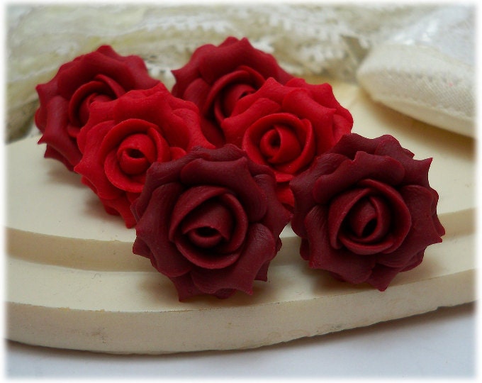 EARRINGS: Stud / Clip on