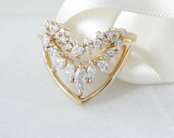 Nesting Wedding V Rings