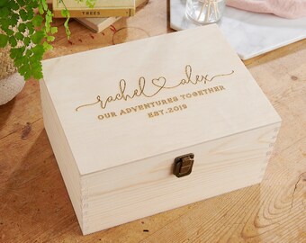 KEEPSAKE BOXES